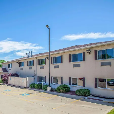 Comfort Suites Peoria I-74