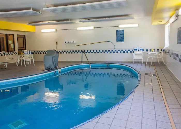 Comfort I-74 Hotel Peoria