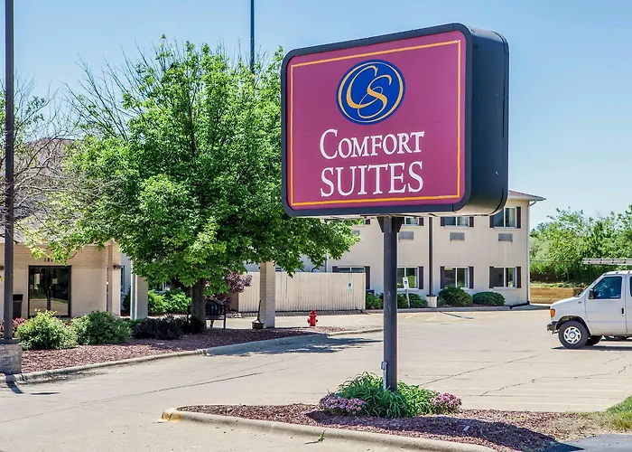 Hotel Comfort I-74 4*