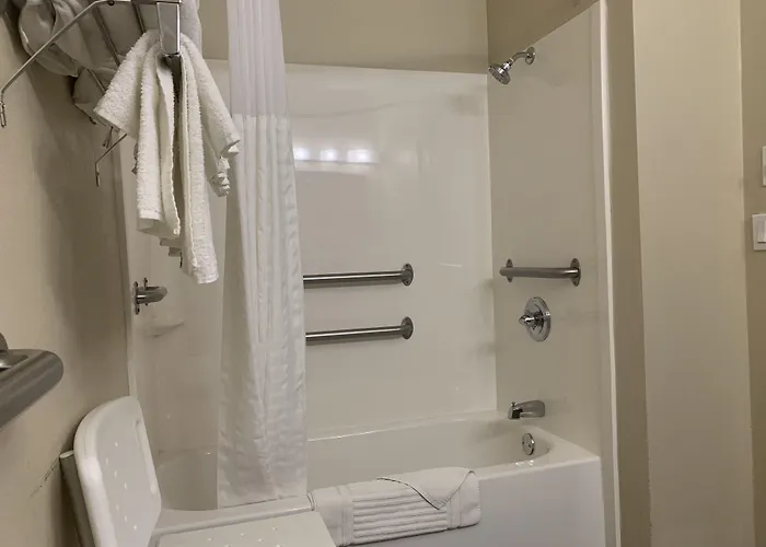Hotel Comfort I-74